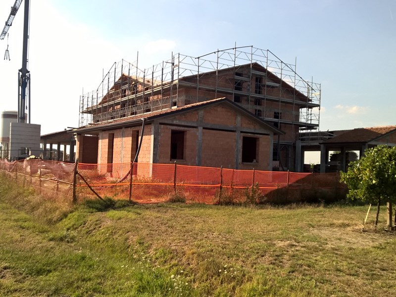 Rustico in Vendita a Imola, 269'000€, 350 m²