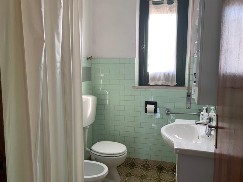 Casa Indipendente in Vendita a Marina di Gioiosa Ionica, zona Piero Gobetti,99, 130'000&euro;, 230 m², arredato