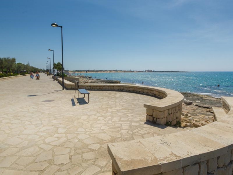 Trilocale in Affitto a Modica, zona Marina di Modica, 70 m², arredato