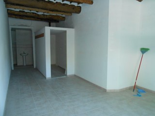 Capannone in Vendita a Lucca, zona Sant'Anna, 80'000€, 40 m²