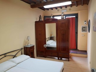 Capannone in Vendita a Lucca, zona San Marco, 58'000€, 28 m²