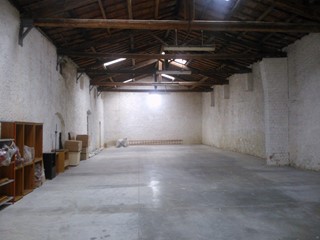 Capannone in Affitto a Lucca, zona Centro Storico, 5'500€, 195 m²