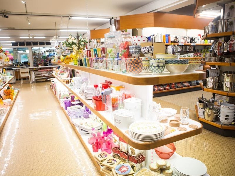 Attività commerciale in Vendita a Lucca, zona Centro Storico, 80'000€, 130 m²