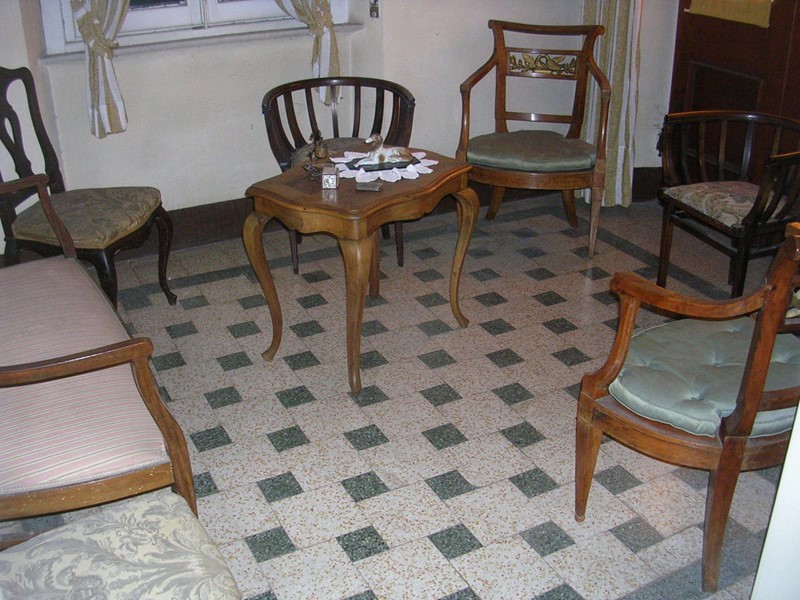 Appartamento in Vendita a Lucca, zona Monte San Quirico, 700'000€, 265 m²