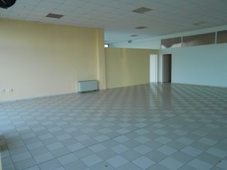 Capannone in Vendita a Lucca, zona Sant'Anna, 750'000€, 430 m²