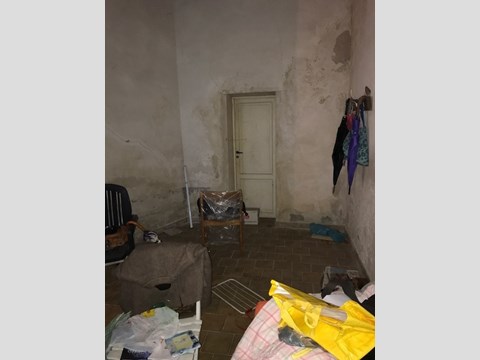 Rustico in Vendita a San Giuliano Terme, zona Ghezzano, 280'000€, 300 m²