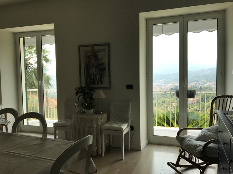 Appartamento in Vendita a La Spezia, 176 m²