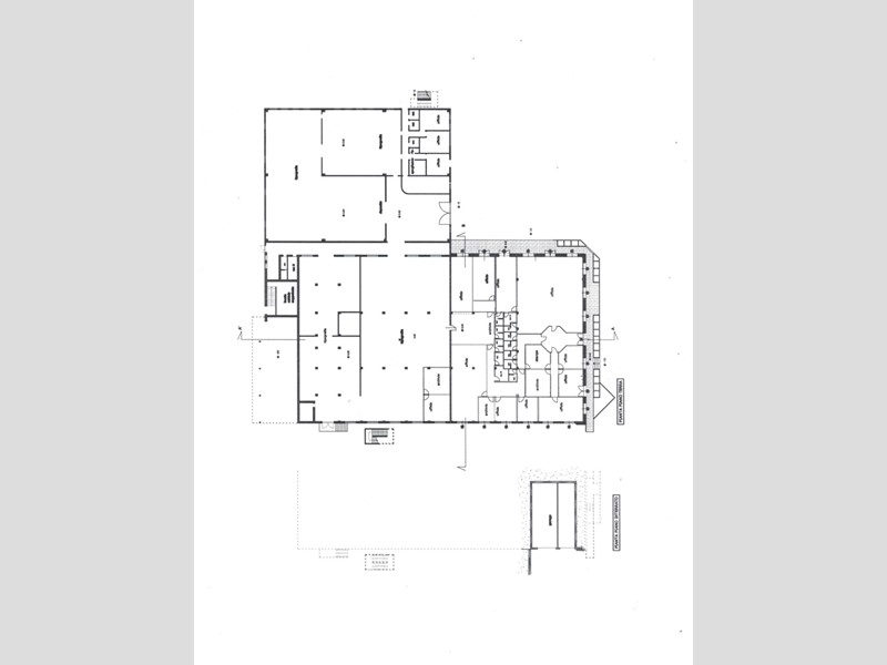 Capannone in Vendita a Sarzana, 