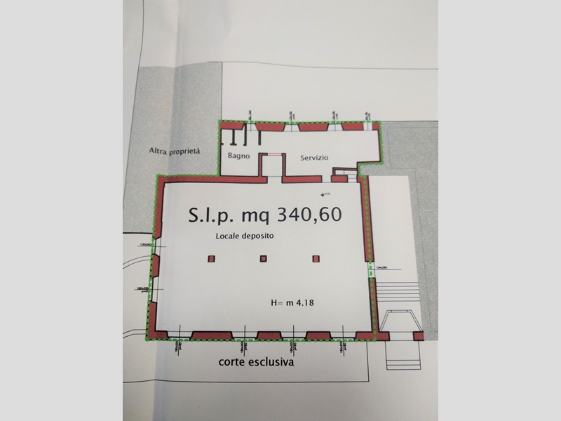 Capannone in Vendita a Vobarno, 85'000€, 340 m²