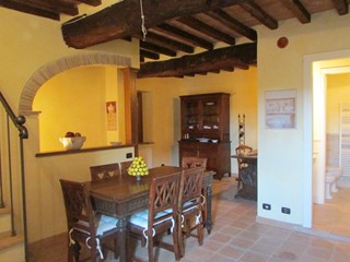 Trilocale in Vendita a Massa Martana, 128'000€, 90 m²