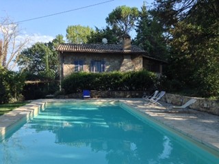 Casa Indipendente in Vendita a Massa Martana, 430'000€, 195 m²