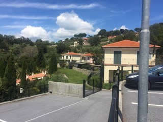 Trilocale in Vendita a Diano Castello, 270'000€, 50 m², arredato