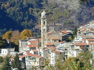 Casa Semi Indipendente in Vendita a Molini di Triora, 39'000€, 120 m²