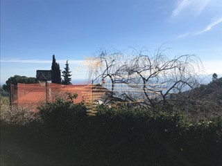Casa Semi Indipendente in Vendita a Sanremo, 80'000€, 70 m²