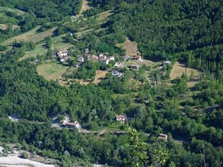 Terreno edificabile in Vendita a Calestano, 26'000&euro;, 2400 m²