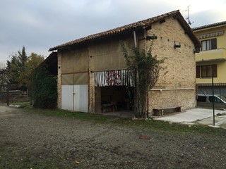 Casa Indipendente in Vendita a Traversetolo, 50'000€, 90 m², con Box