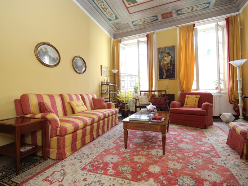 Appartamento in Vendita a Lucca, zona Centro storico, 790'000&euro;, 220 m²