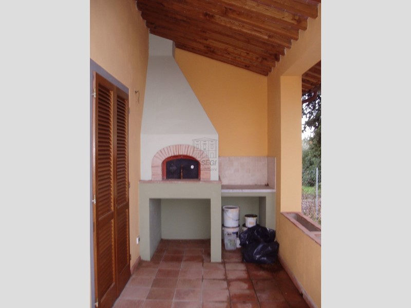 Casa Semi Indipendente in Vendita a Camaiore, 750'000&euro;, 180 m²