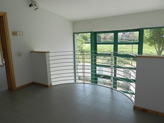 Ufficio in Affitto a Lucca, zona Nord, 1'500€, 150 m²
