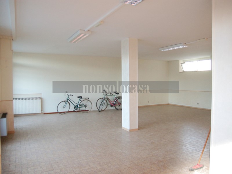 Immobile commerciale in Vendita a Marsciano, 55'000€, 140 m²