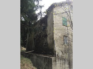 Casa Indipendente in Vendita a Urbe, 80'000€, 150 m²