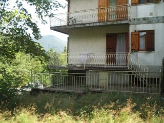 Quadrilocale in Vendita a Urbe, 45'000€, 65 m²