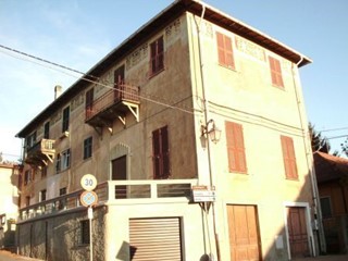 Appartamento in Vendita a Sassello, 110'000€, 100 m²