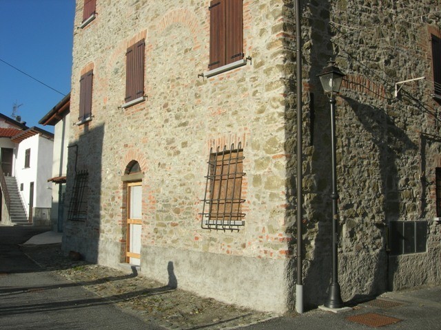Bilocale in Vendita a Mioglia, 40'000€, 35 m²