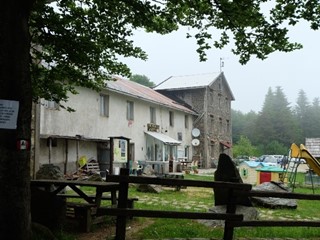 Attività commerciale in Vendita a Cogoleto, 400'000€, 700 m²