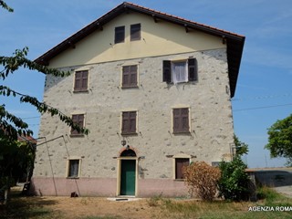 Trilocale in Vendita a Ponzone, zona Moretti, 28'000€, 40 m²