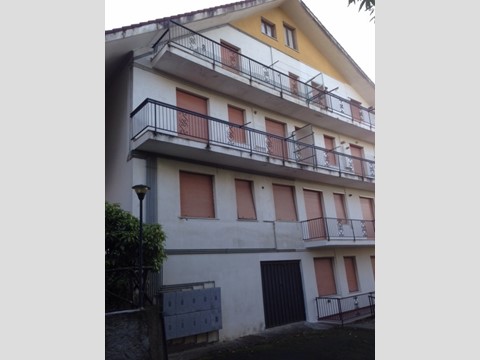 Trilocale in Vendita a Urbe, 35'000€, 70 m²