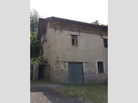 Casa Indipendente in Vendita a Giusvalla, 50'000€, 120 m²