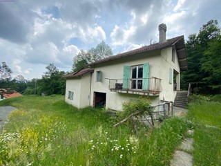 Casa Indipendente in Vendita a Sassello, zona Piampaludo, 68'000€, 200 m²