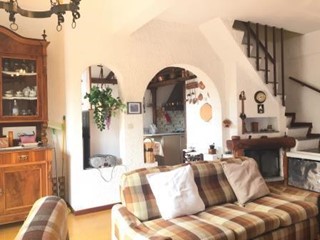 Appartamento in Vendita a Urbe, zona San Pietro D'olba, 88'000€, 100 m²