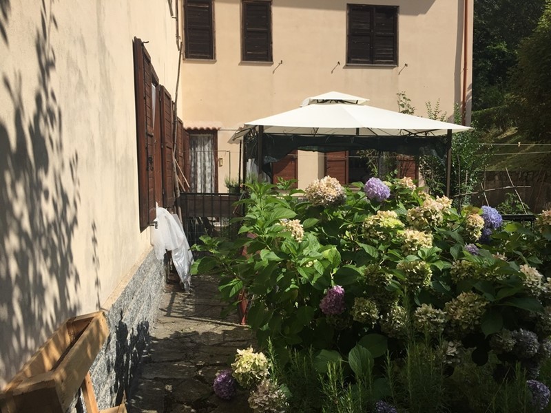 Quadrilocale in Vendita a Urbe, 60'000€, 50 m²