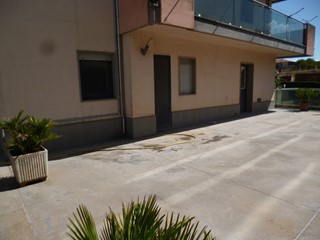 Ufficio in Affitto a Ragusa, 500€, 60 m²