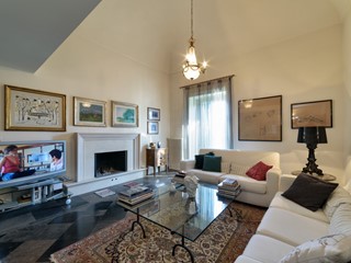 Casa Indipendente in Vendita a Ragusa, 390'000&euro;, 190 m², arredato