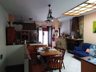 Appartamento in Vendita a Ragusa, 110'000&euro;, 150 m², con Box