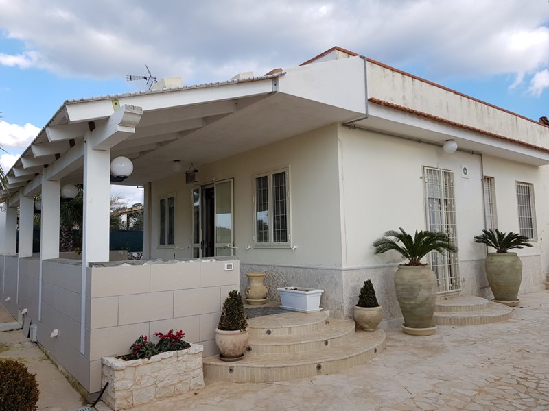 Casa Indipendente in Vendita a Ragusa, zona Marina Di Ragusa, 195'000€, 120 m²