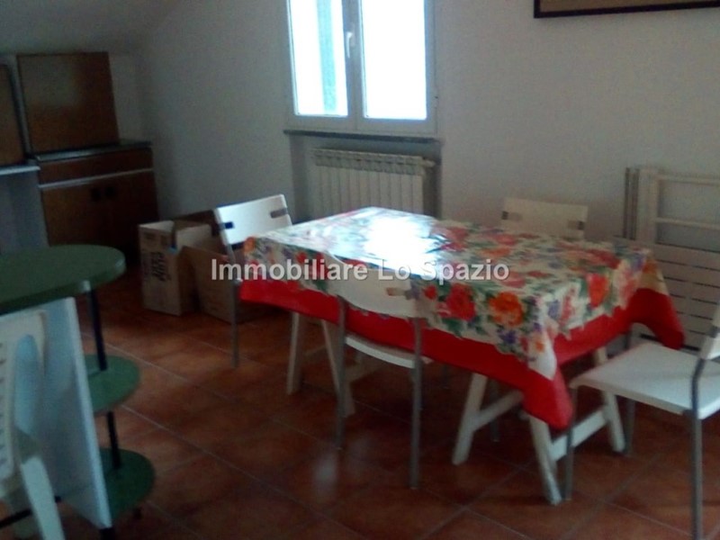 Quadrilocale in Vendita a Testico, 99'000€, 100 m², con Box