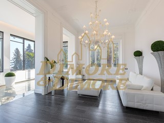 Casa Indipendente in Vendita a Stresa, 4'750'000€, 800 m²