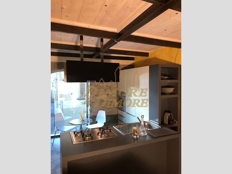 Bilocale in Vendita a Verbania, zona Antoliva, 160'000€, 60 m², arredato