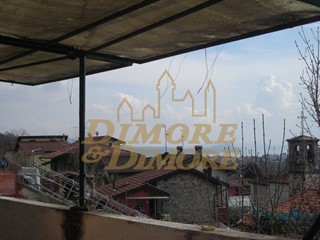 Casa Indipendente in Vendita a Verbania, zona Possaccio, 175'000€, 200 m²