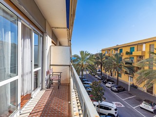 Quadrilocale in Affitto a Finale Ligure, 55 m², arredato