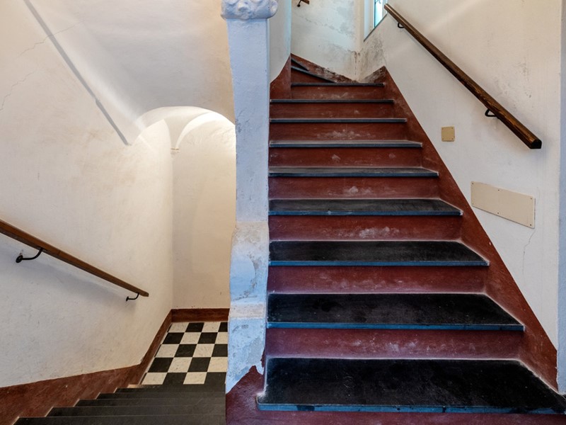 Appartamento in Affitto a Finale Ligure, 90 m², arredato