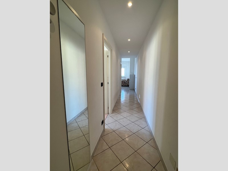 Appartamento in Affitto a Finale Ligure, 85 m², arredato