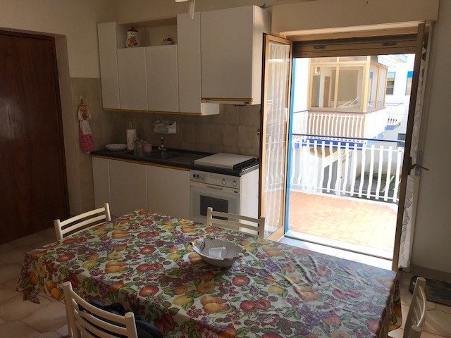 Bilocale in Vendita a Acireale, zona Stazzo, 74'000€, 55 m²