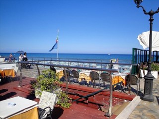 Trilocale in Vendita a Alassio, 800'000€, 85 m², arredato, con Box