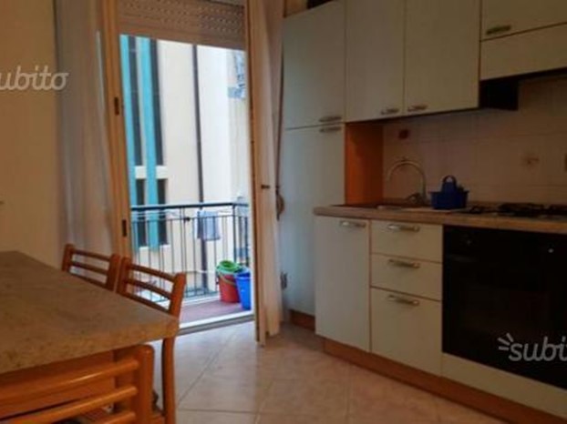 Trilocale in Vendita a Alassio, 370'000€, 75 m², con Box