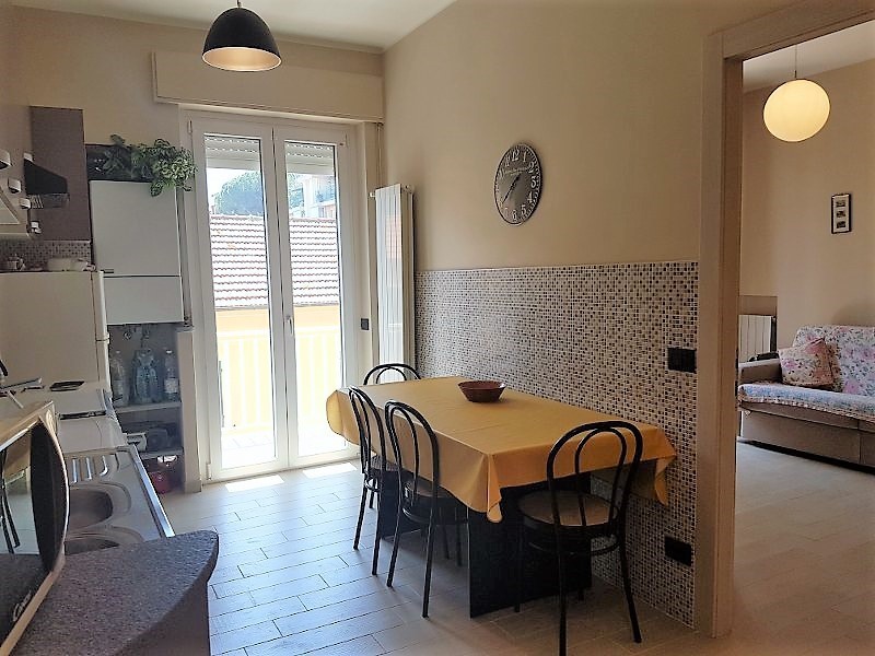 Trilocale in Affitto a Alassio, 2'500&euro;, 70 m², arredato